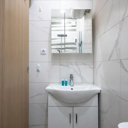 Apartment Stylish Cityhub Retreat In Center By Flat Mаnager