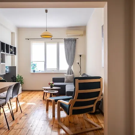 Stylish Cityhub Retreat In Center By Flat Mаnager Apartment *